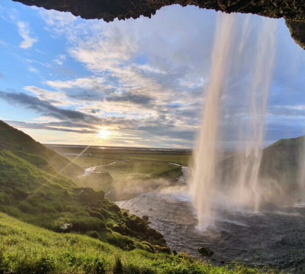 Golden Circle, South Coast & Glacier Lagoon. 2-Day Tour
