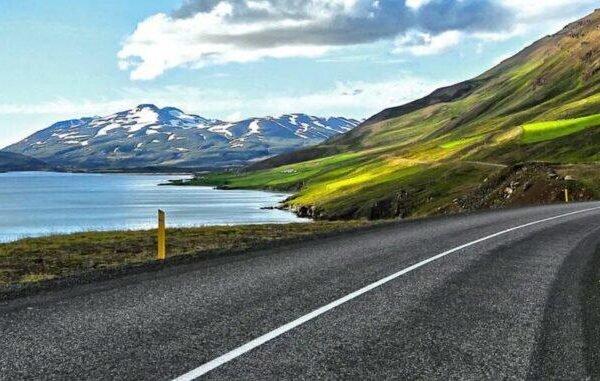 Driving in Iceland | Essential Travel Guide