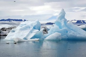 Jokulsarlon Glacier lagoon